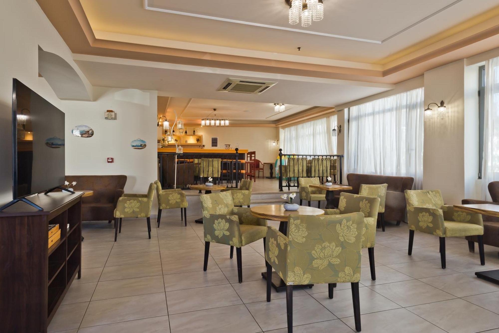 Regina Studios & Hotel Karpathos Luaran gambar